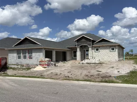 975 Megano Blvd, Deland, FL 32724