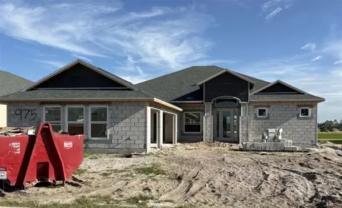 975 Megano Blvd, Deland, FL 32724