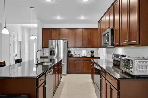 Kitchen - 34 Bunker Hill Dr, Palm Coast, FL 32137 photo 6 of 9