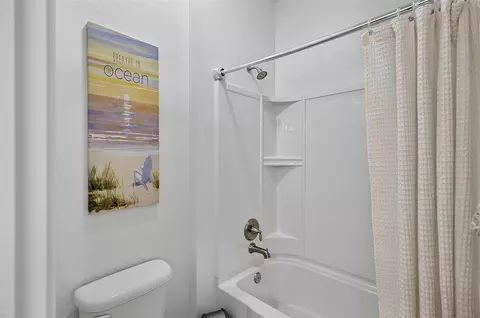 Bath - 34 Bunker Hill Dr, Palm Coast, FL 32137 photo 10 of 10