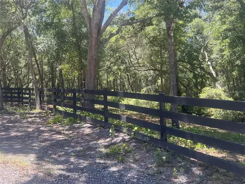 1425 Renbar Rd, De Leon Springs, FL 32130