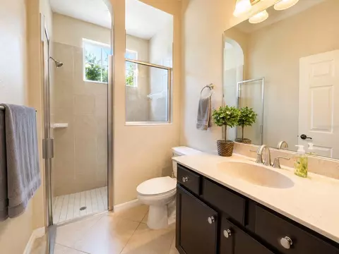 Bath - 4535 SE 34th Pl, Ocala, FL 34480 photo 1 of 3