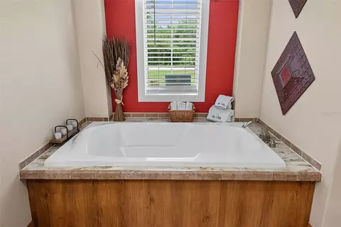 Bath - 1322 Forest Park St, Bunnell, FL 32110 photo 3 of 4