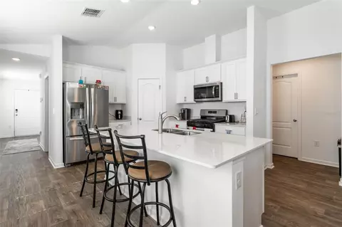Kitchen - 18 Bogey Pl, Bunnell, FL 32110 photo 2 of 5