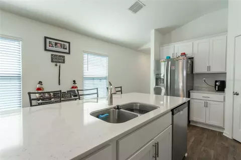 Kitchen - 18 Bogey Pl, Bunnell, FL 32110 photo 4 of 5