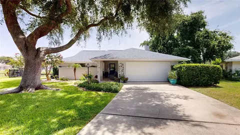 23 Commander Ct, Palm Coast, FL 32137