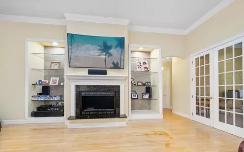 Living - 6 Broadwater Dr, Ormond Beach, FL 32174 photo 3 of 3