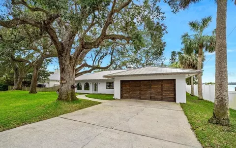 1596 John Anderson Dr, Ormond Beach, FL 32176