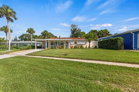 Exterior - 67 Seabreeze Dr, Ormond Beach, FL 32176 photo 2 of 22