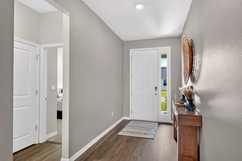 Entry Way - 349 Rover Rd, Ormond Beach, FL 32174 photo 6 of 7