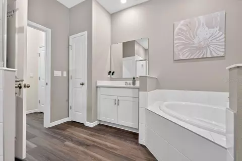 Bath - 349 Rover Rd, Ormond Beach, FL 32174 photo 3 of 11