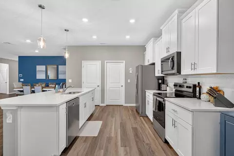 Kitchen - 349 Rover Rd, Ormond Beach, FL 32174 photo 6 of 7