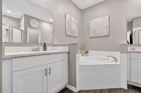 Bath - 349 Rover Rd, Ormond Beach, FL 32174 photo 6 of 11