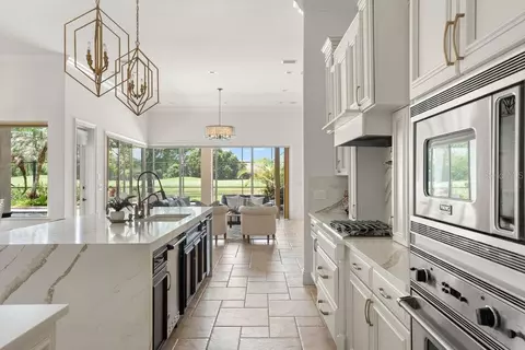 Kitchen - 1342 Redbourne Ln, Ormond Beach, FL 32174 photo 4 of 7