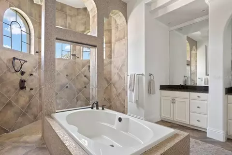 Bath - 1342 Redbourne Ln, Ormond Beach, FL 32174 photo 6 of 9