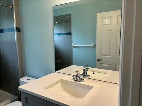 Bath - 908 Woodstream Ln, Ormond Beach, FL 32174 photo 2 of 2