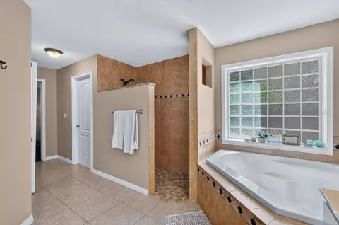 Bath - 2322 Stonebridge Way, Flagler Beach, FL 32136 photo 2 of 5