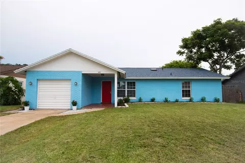 526 Dorset Cir, South Daytona, FL 32119