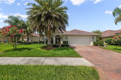 64 Arena Lake Dr, Palm Coast, FL 32137
