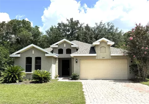 1209 Bramley Ln, Deland, FL 32720