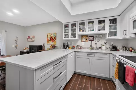 Kitchen - 2 Timberline Trl #B, Ormond Beach, FL 32174 photo 2 of 2