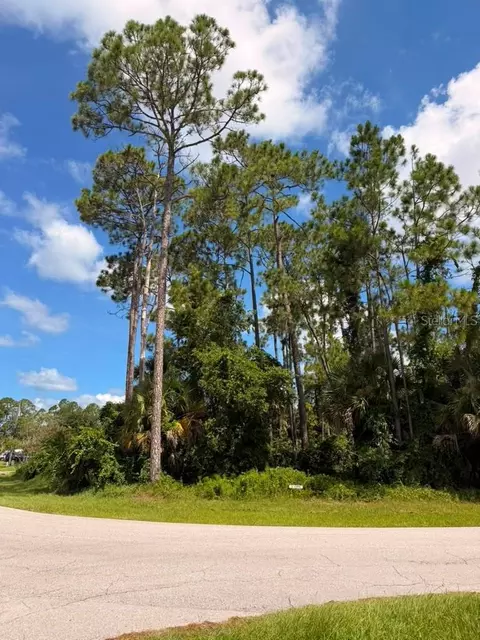 14 Red Barn Dr, Palm Coast, FL 32164