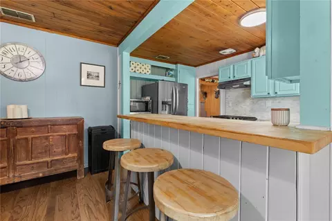 Kitchen - 85276 Harts Rd, Yulee, FL 32097 photo 2 of 7