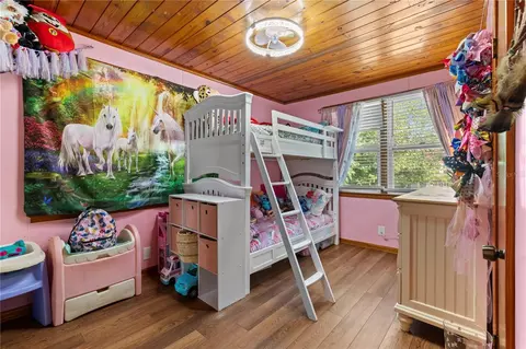 Bedroom - 85276 Harts Rd, Yulee, FL 32097 photo 7 of 10