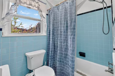 Bath - 85276 Harts Rd, Yulee, FL 32097 photo 5 of 5