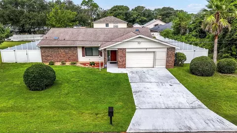 7 Perkins Ln, Palm Coast, FL 32164