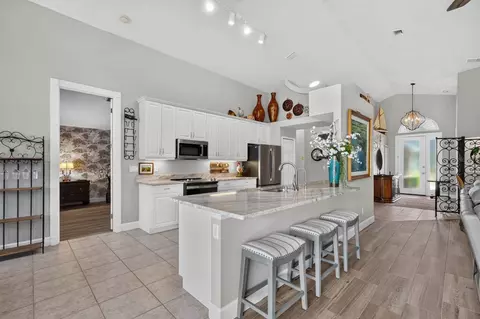 Kitchen - 1234 Crown Pointe Ln, Ormond Beach, FL 32174 photo 1 of 5