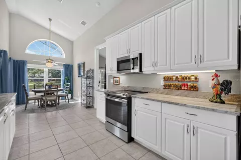 Kitchen - 1234 Crown Pointe Ln, Ormond Beach, FL 32174 photo 5 of 5