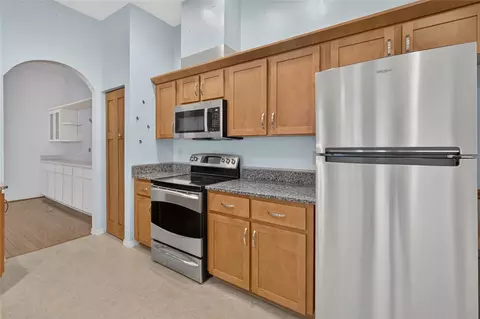 Kitchen - 8055 SW 115th Loop, Ocala, FL 34481 photo 4 of 4