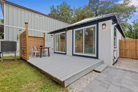Exterior - 63 Oneida St, Saint Augustine, FL 32084 photo 6 of 12