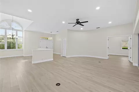 Living - 38 Kingsley Cir, Ormond Beach, FL 32174 photo 3 of 9