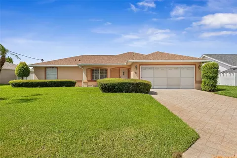 52 Fenwick Ln, Palm Coast, FL 32137