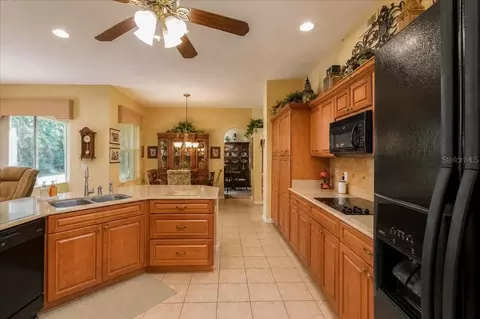 Kitchen - 5667 27th Pl NW, Ocala, FL 34482 photo 2 of 4