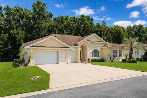Exterior - 5667 27th Pl NW, Ocala, FL 34482 photo 2 of 16