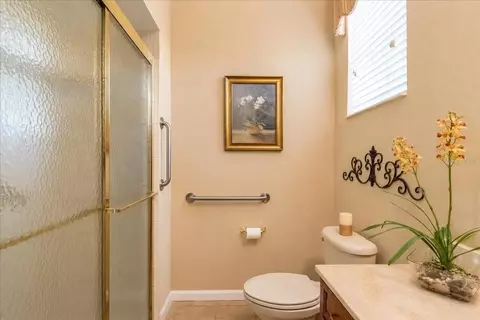 Bath - 5667 27th Pl NW, Ocala, FL 34482 photo 4 of 4