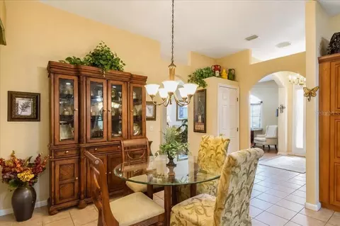 Dining - 5667 27th Pl NW, Ocala, FL 34482 photo 3 of 4