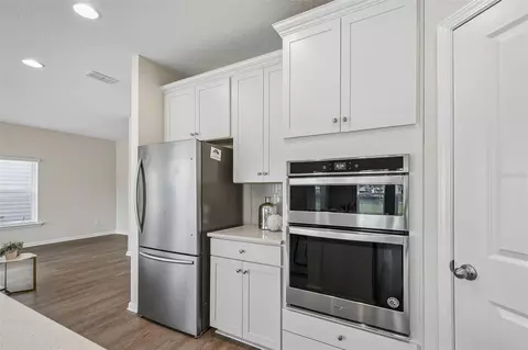 Kitchen - 250 Holly Forest Dr, Saint Augustine, FL 32092 photo 4 of 6
