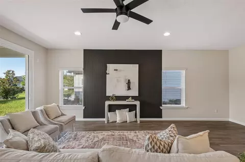 Living - 250 Holly Forest Dr, Saint Augustine, FL 32092 photo 5 of 5