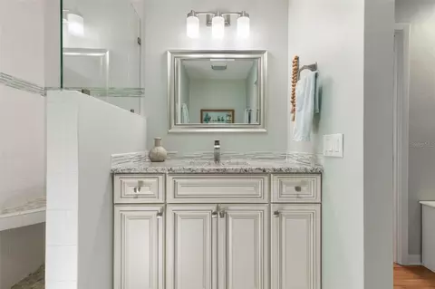 Bath - 76 Banyan Dr, Ormond Beach, FL 32176 photo 2 of 5