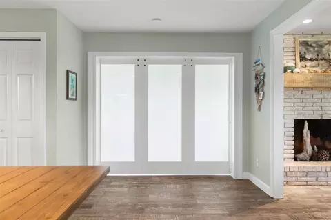 Entry Way - 76 Banyan Dr, Ormond Beach, FL 32176 photo 2 of 4