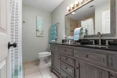 Bath - 76 Banyan Dr, Ormond Beach, FL 32176 photo 3 of 5