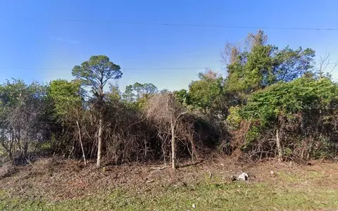 88 Flamingo Dr, Palm Coast, FL 32137
