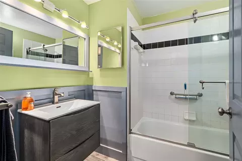 Bath - 35 Navarra Ct #35, Saint Augustine, FL 32086 photo 2 of 3