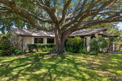 13 Fairview Ln, Palm Coast, FL 32137