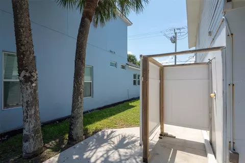 Exterior - 712 Central Ave N, Flagler Beach, FL 32136 photo 12 of 19
