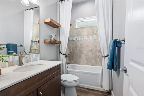 Bath - 463 Stirling Bridge Dr, Ormond Beach, FL 32174 photo 4 of 6